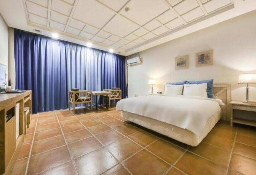 Ring Hotels In Nivelungen