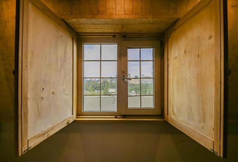 Ring Hotels In Nivelungen