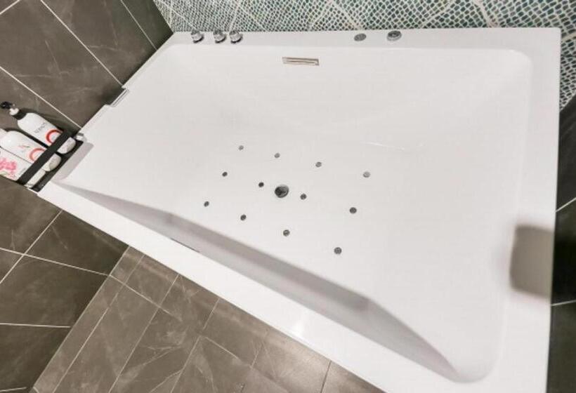 Ring Hotels In Nivelungen