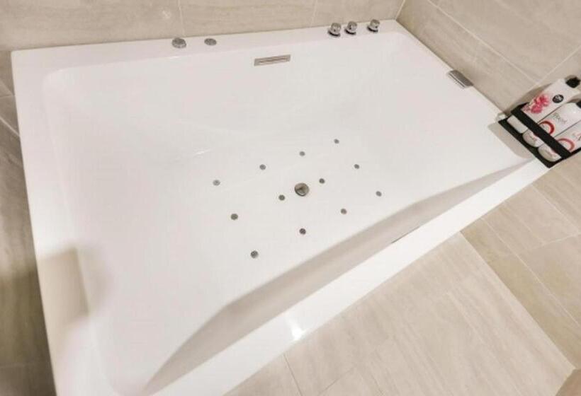 Ring Hotels In Nivelungen