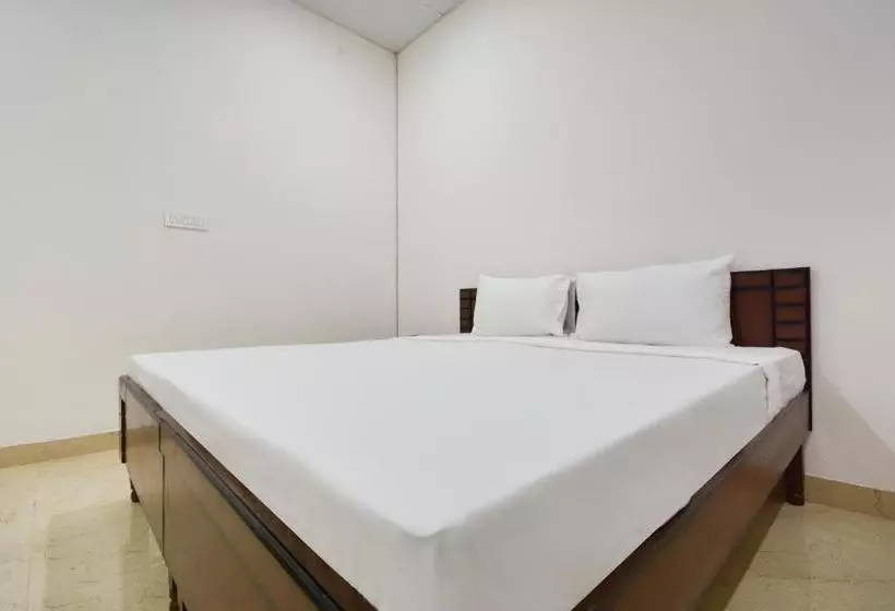 Hotelli Spot On 44184 Suncity