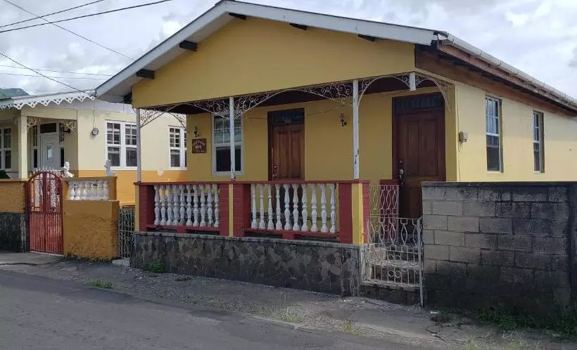 Roseau Hostel & Beach Front Property