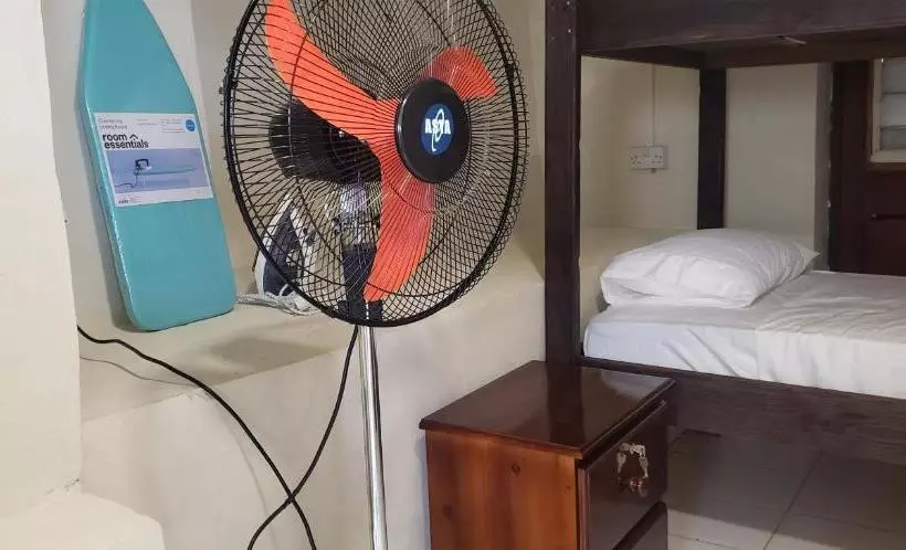 Roseau Hostel & Beach Front Property