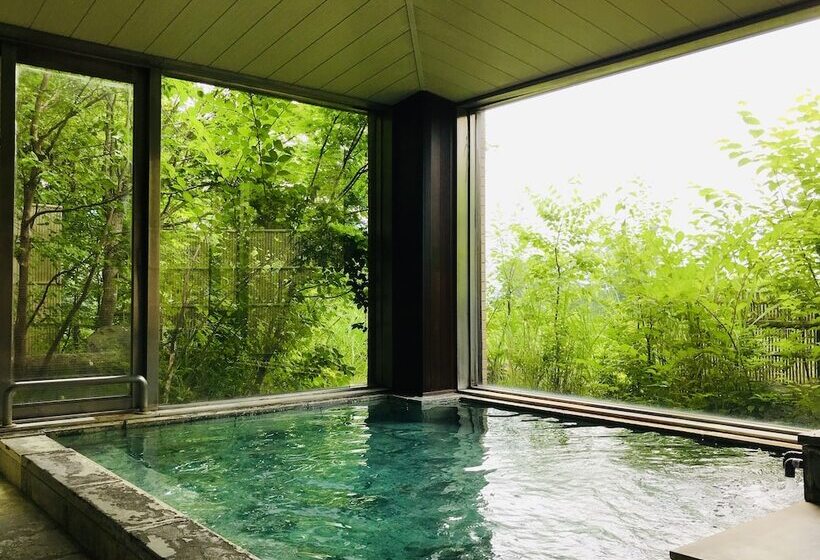 ריוקאן Lake Side Nikko