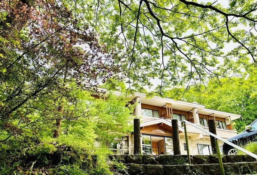 ריוקאן Lake Side Nikko