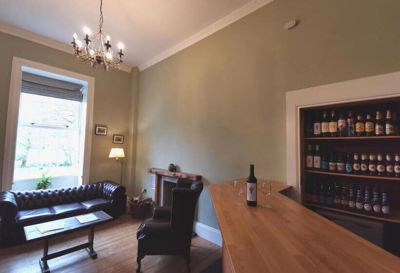 Fsc Rhyd Y Creuau Hostel