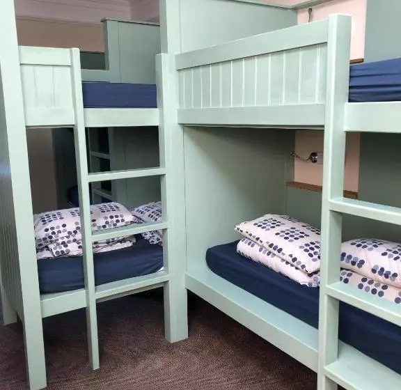 Fsc Rhyd Y Creuau Hostel