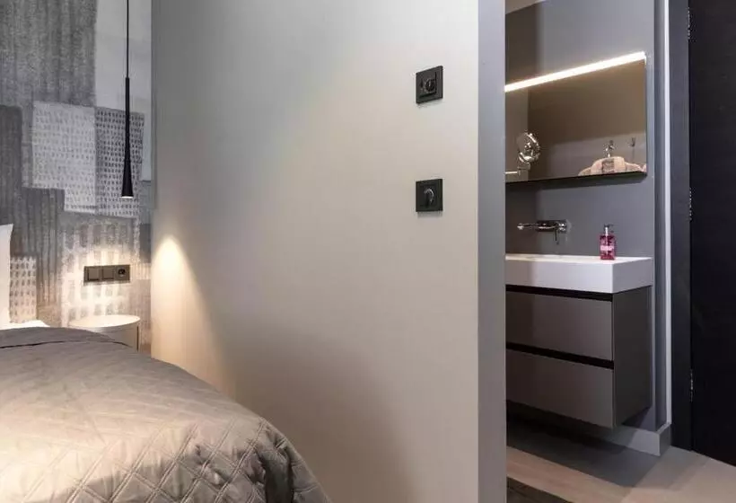 Going Triple A Apartments East