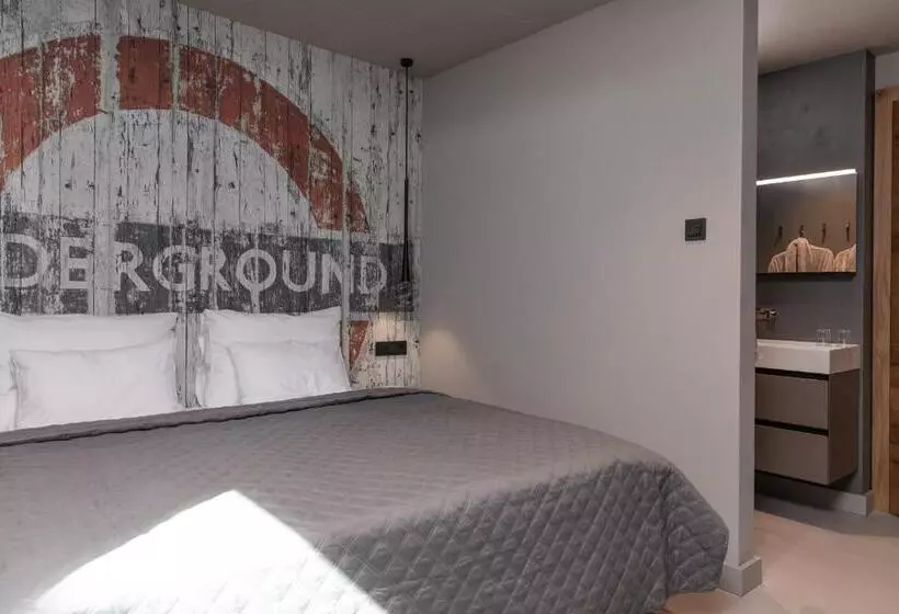 Going Triple A Apartments East