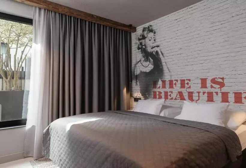 Going Triple A Apartments East