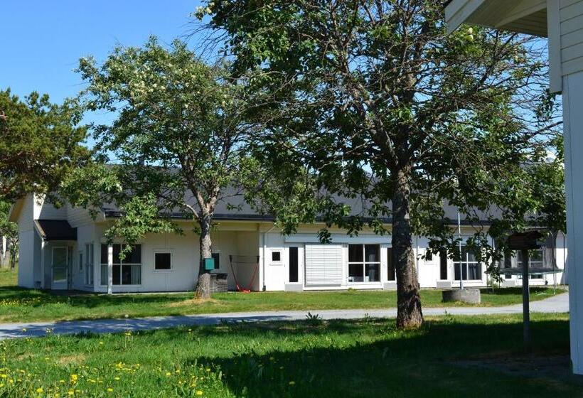 Isfjorden Turisthotell & Motell