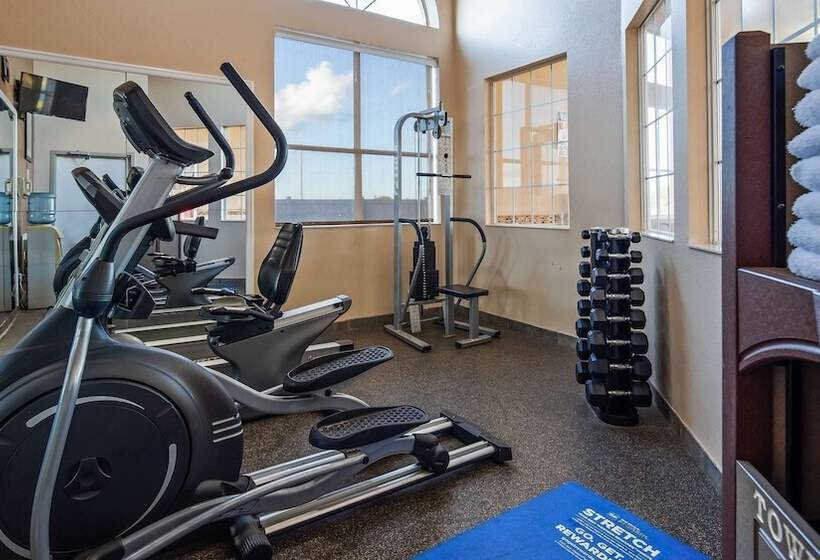 هتل Best Western Plus Lubbock Windsor Inn