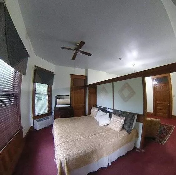 בית מלון כפרי Edwardian Inn