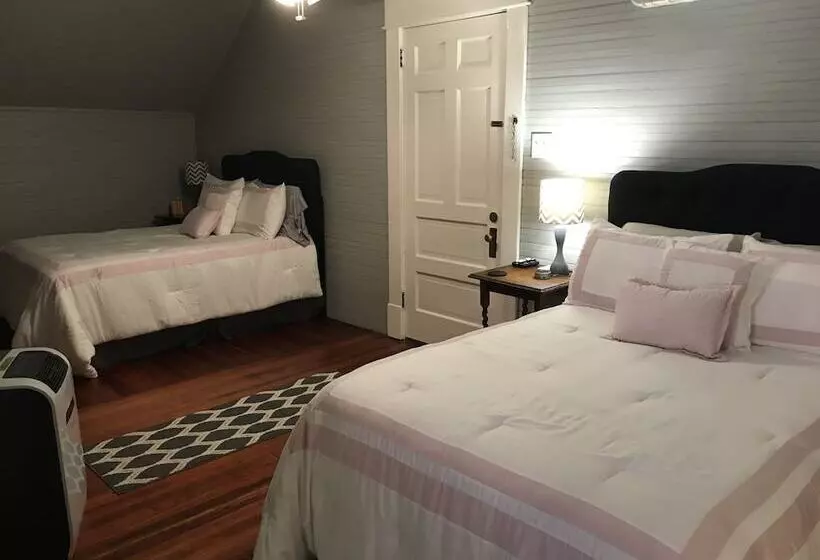 בית מלון כפרי Edwardian Inn