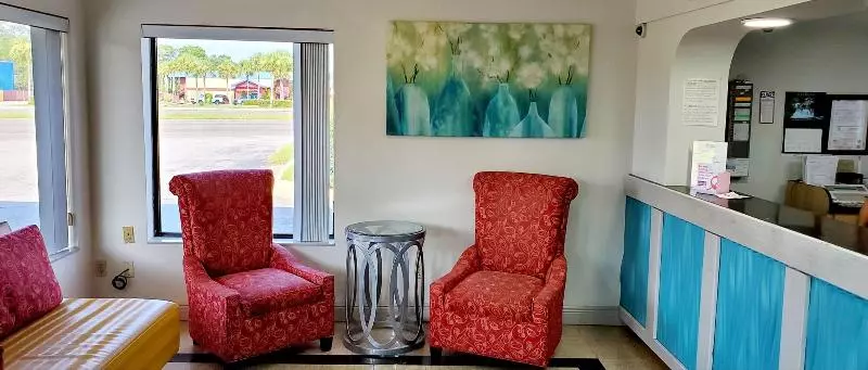 Отель Executive Inn