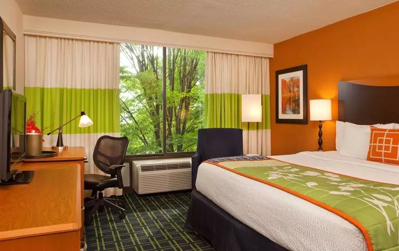 هتل Fairfield Inn By Marriott Bangor