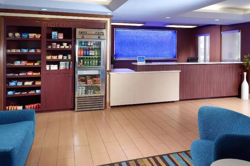 酒店 Fairfield Inn & Suites Clarksville