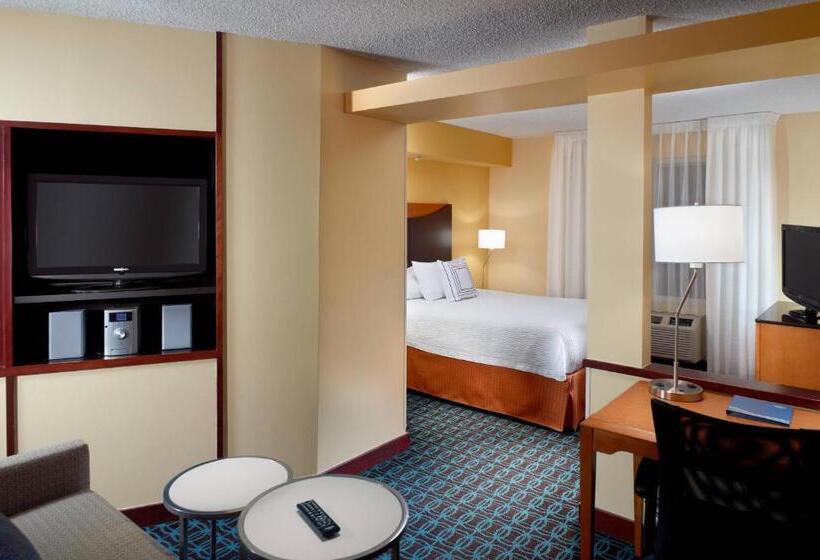 فندق Fairfield Inn & Suites Clarksville