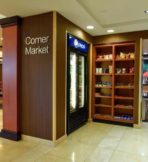 Отель Fairfield Inn Hartford Airport