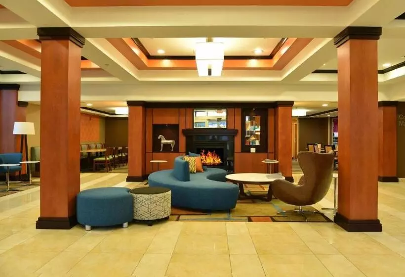 Отель Fairfield Inn Hartford Airport