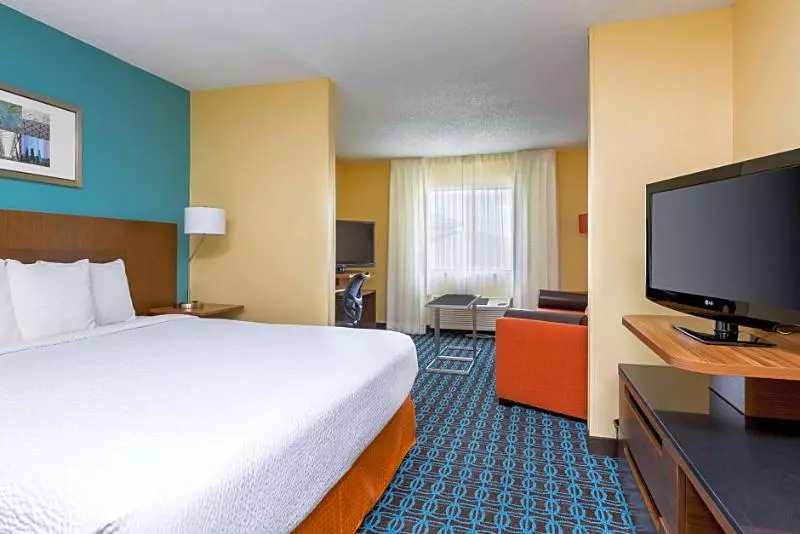 فندق Fairfield Inn & Suites Kansas City Lee S Summit