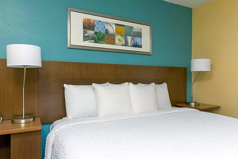 فندق Fairfield Inn & Suites Kansas City Lee S Summit