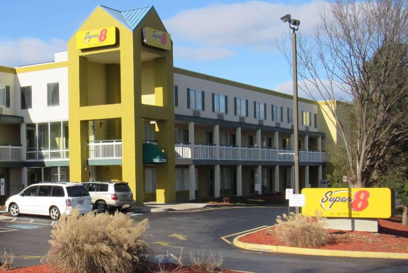 Hotel Super 8 By Wyndham New Cumberland