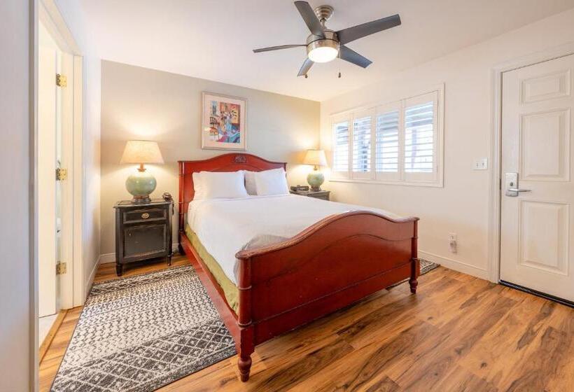 ホテル The Inn On Pine