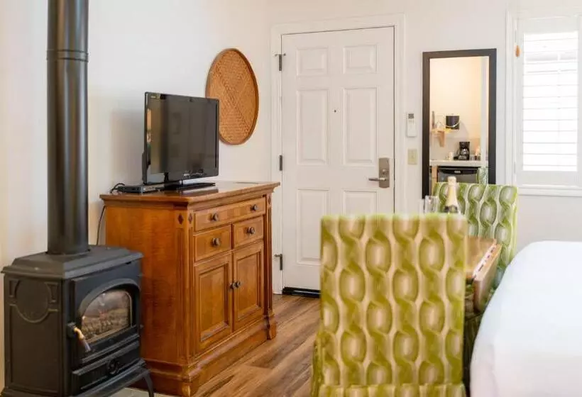 酒店 The Inn On Pine