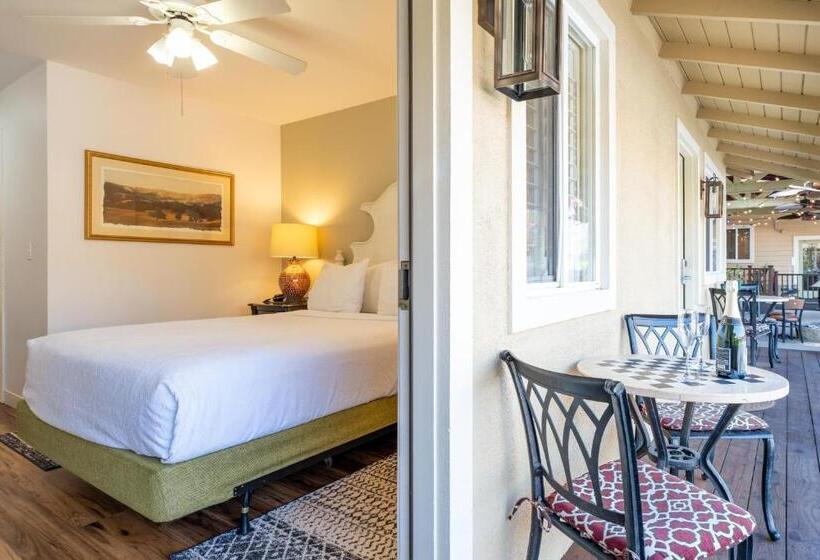 ホテル The Inn On Pine