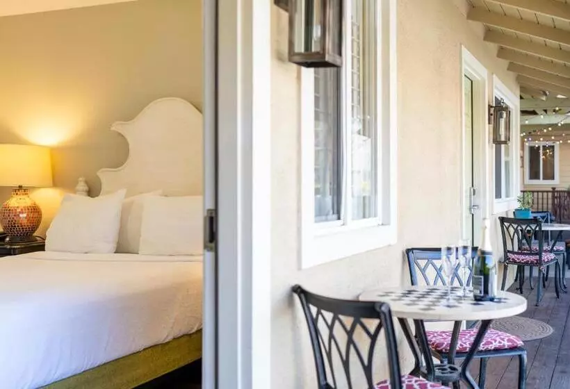 酒店 The Inn On Pine