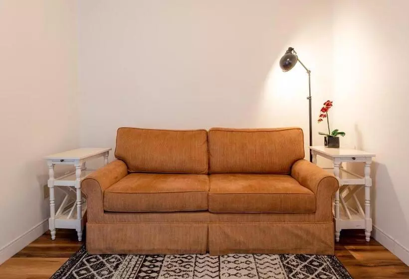 酒店 The Inn On Pine