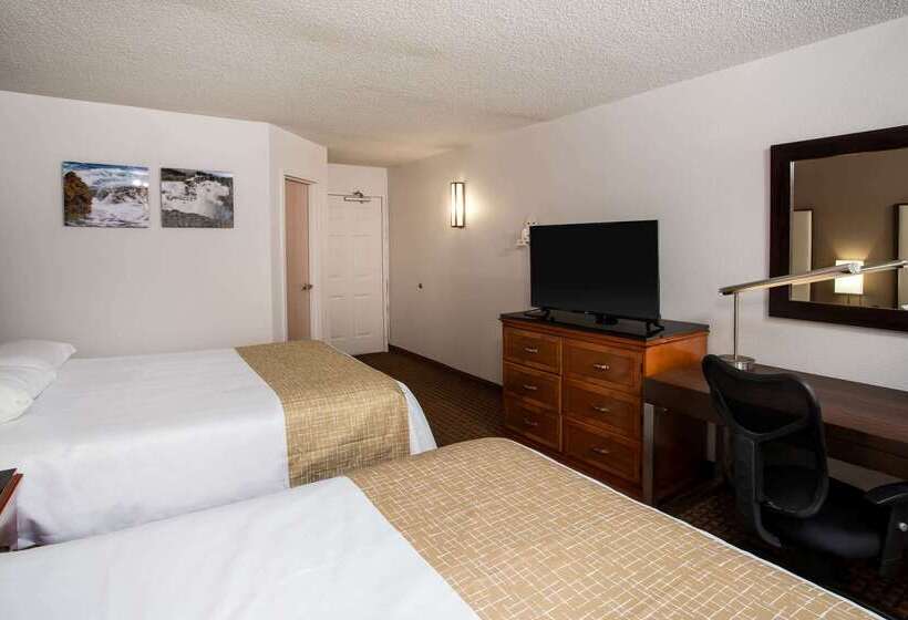 בית מלון כפרי Travelodge By Wyndham Fort Wayne North