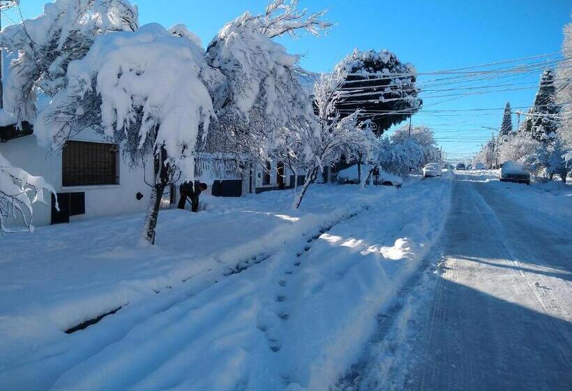 فندق صغير Hostal El Korú