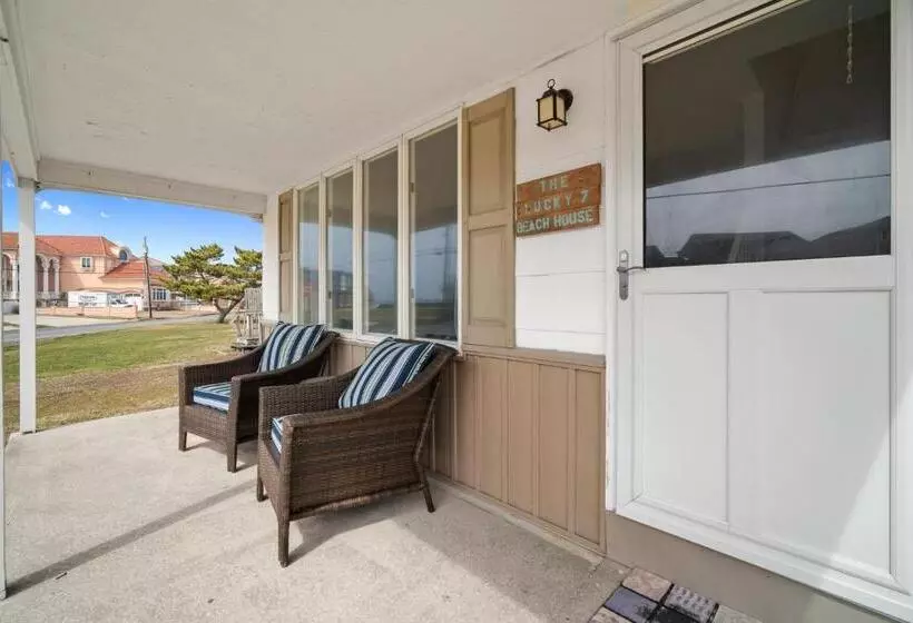 ベッドアンドブレックファースト ⭐️the Lucky 7 Beach House⭐️water View⭐️4 Bedroom⭐️