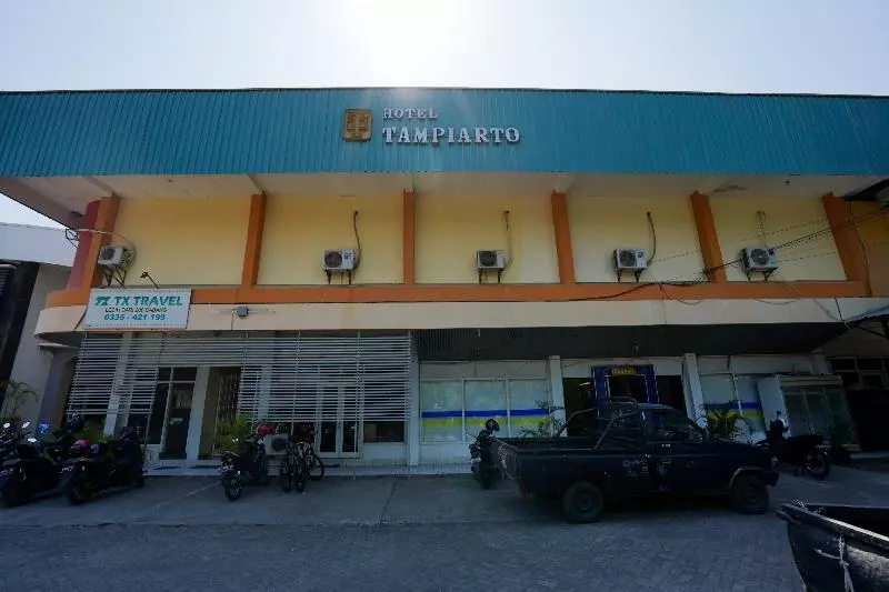 Hotelli Oyo 1652  Tampiarto