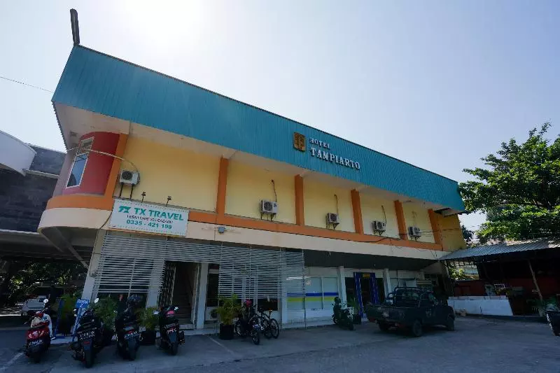 Hotelli Oyo 1652  Tampiarto