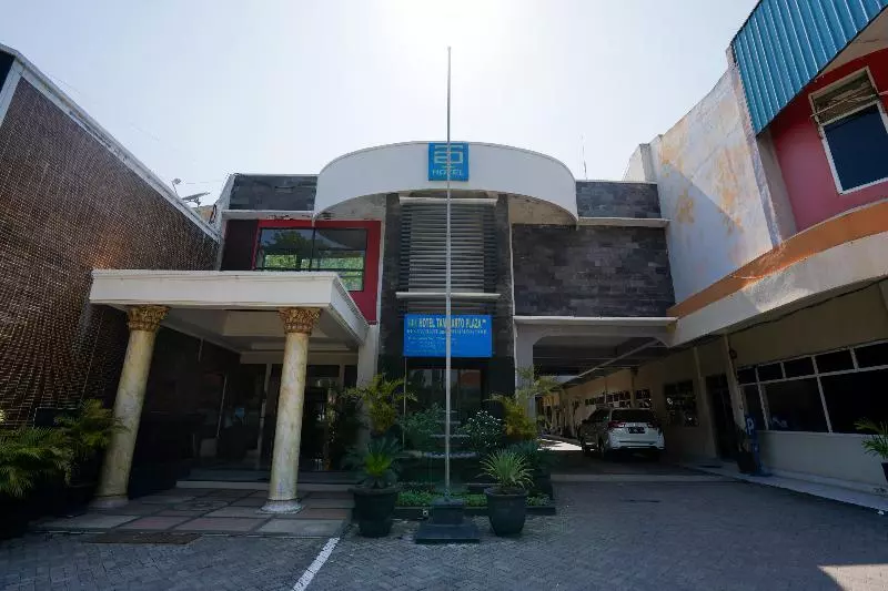 Hotelli Oyo 1652  Tampiarto