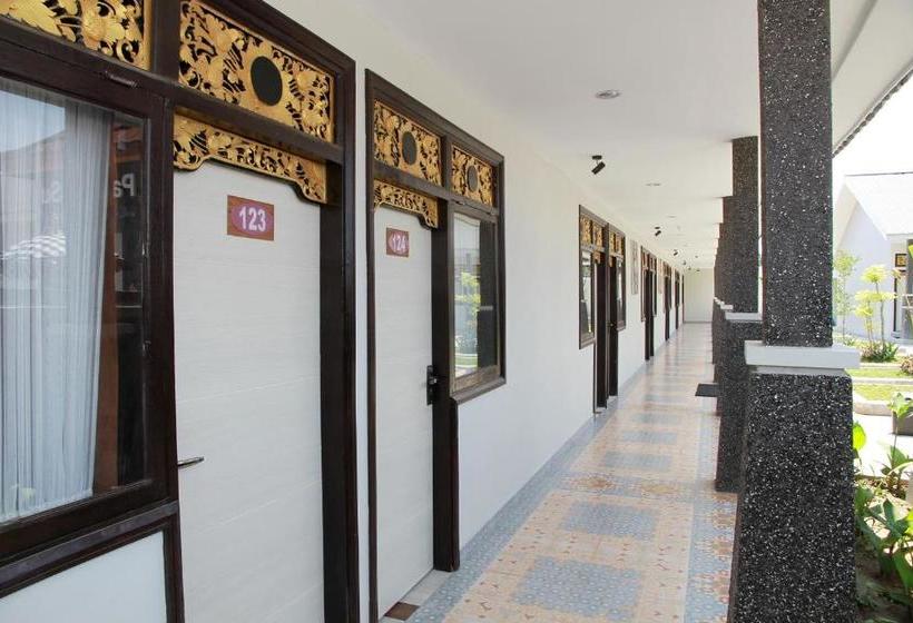 בית מלון כפרי Oyo 1656 Parama Su