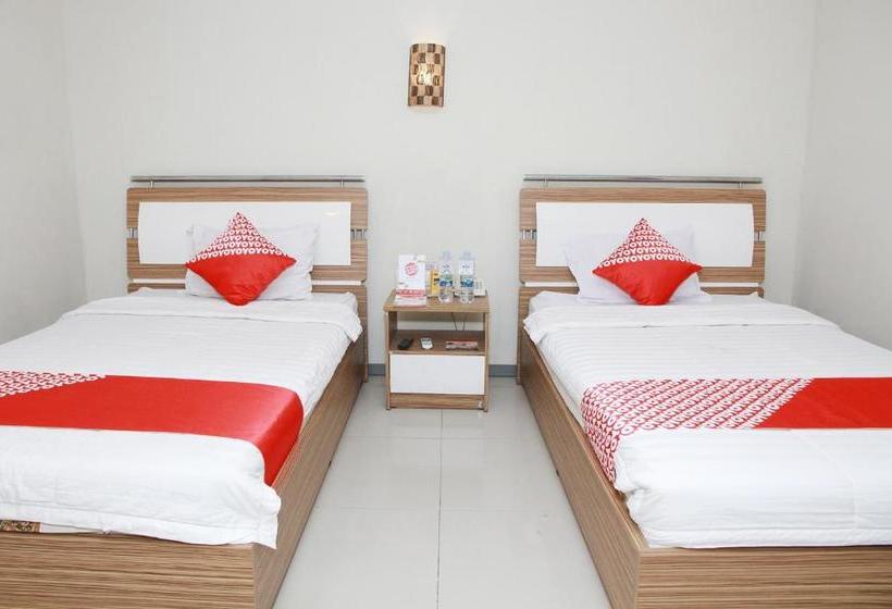 בית מלון כפרי Oyo 1656 Parama Su
