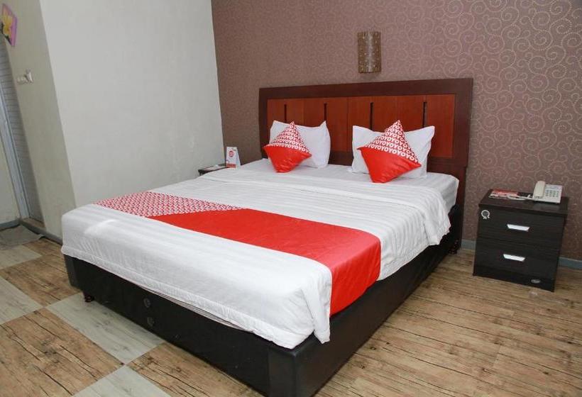 בית מלון כפרי Oyo 1656 Parama Su