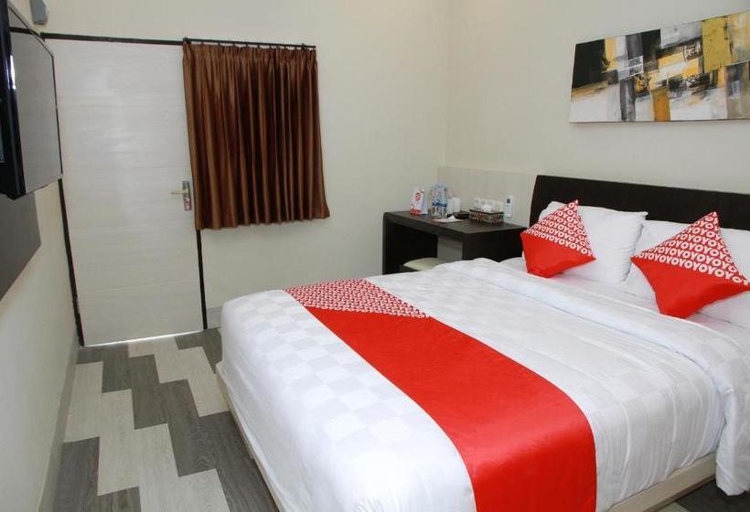 בית מלון כפרי Oyo 1656 Parama Su