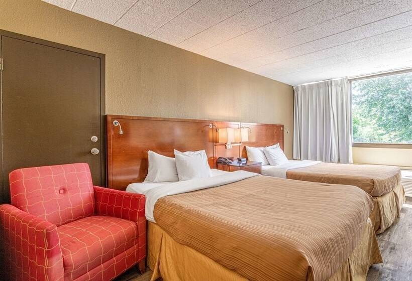 בית מלון כפרי Suburban Studios