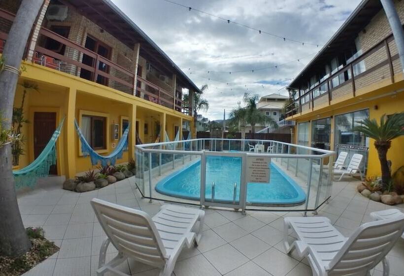 ペンション Pousada Maunaloa