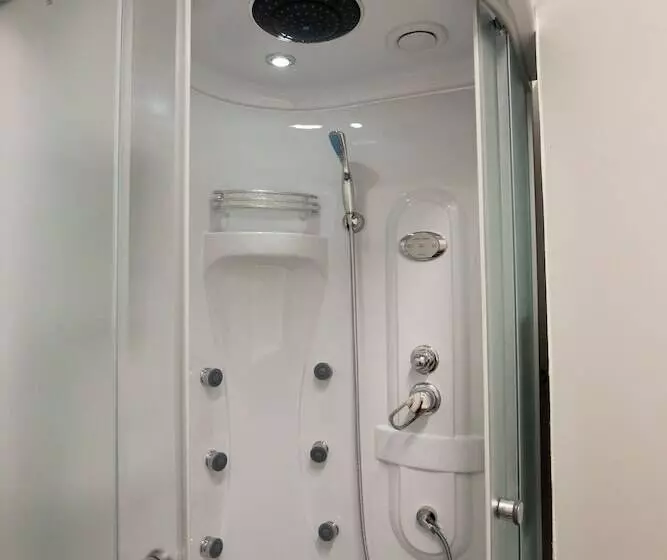 Yakasoba House   Hostel