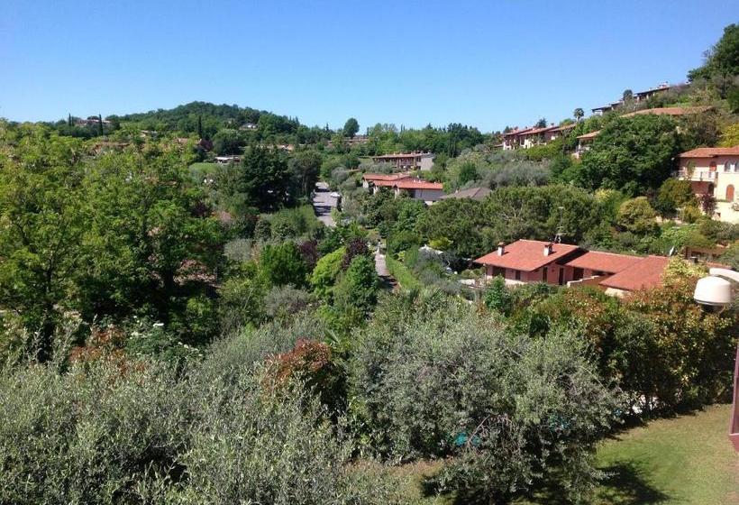 B&b Villa Gardasee With Pool