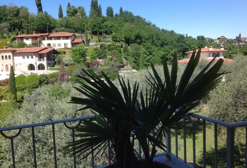 B&b Villa Gardasee With Pool