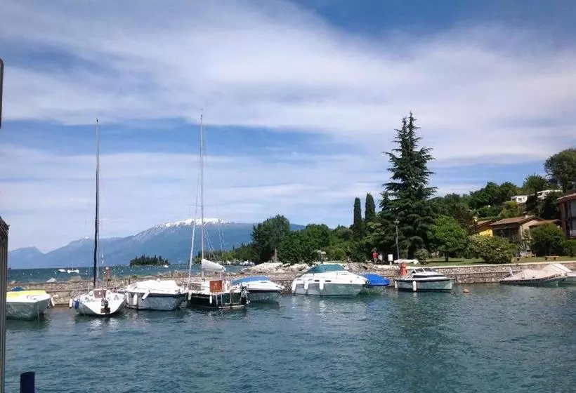 B&b Villa Gardasee With Pool