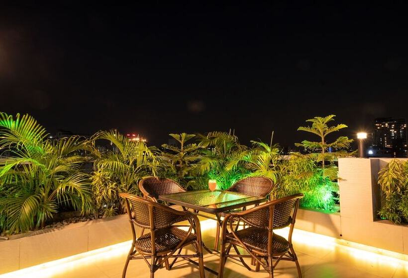 هتل After Hours Residence