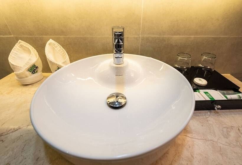 هتل After Hours Residence